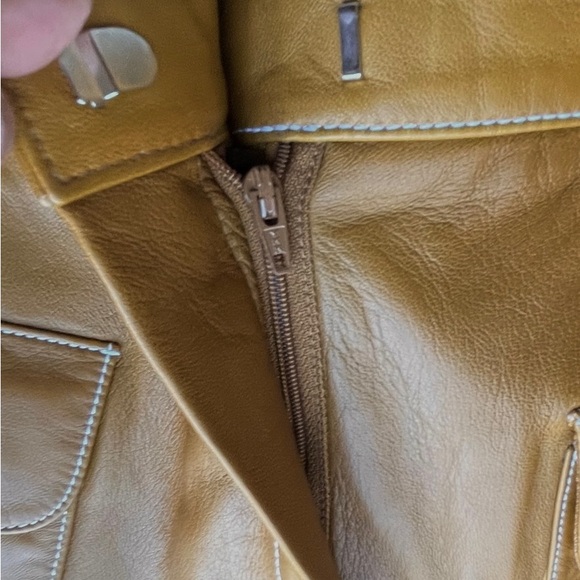 Linda Allard Ellen Tracy gold mustard leather skirt 6 - Picture 4 of 10